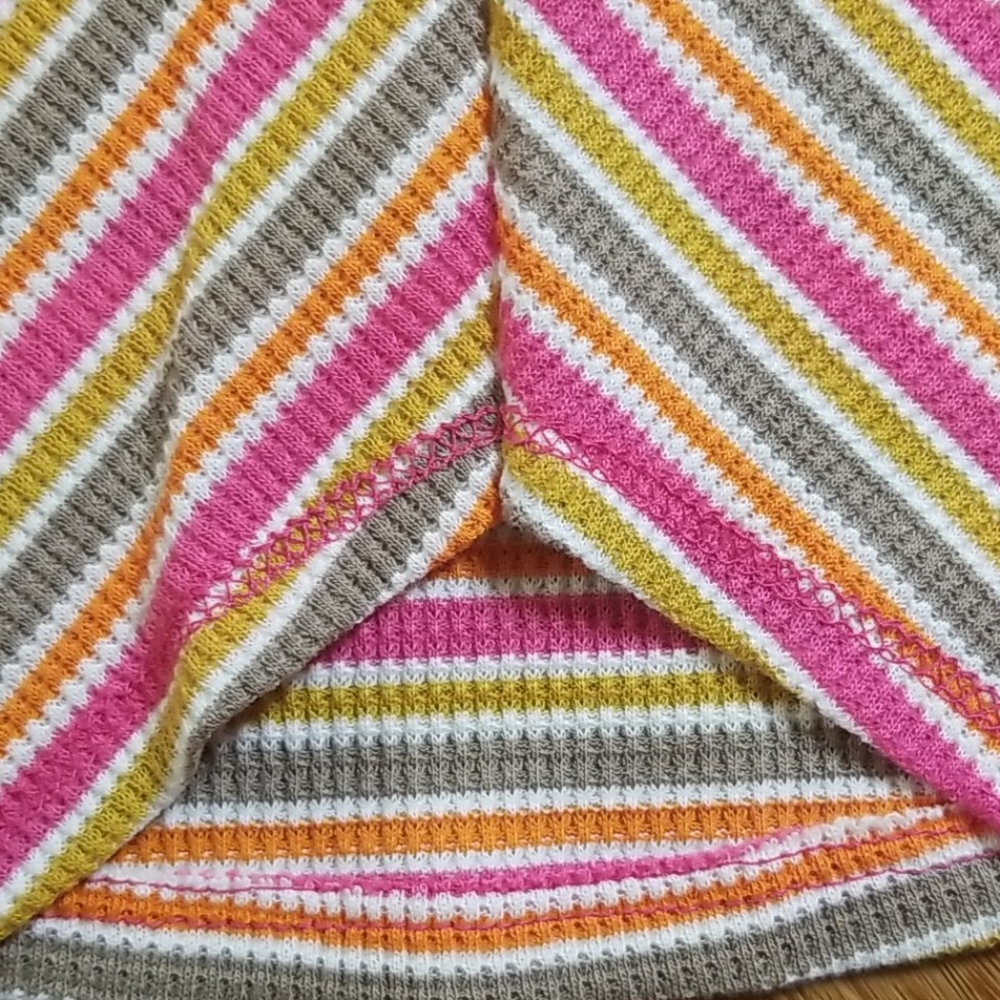3 for $15 Ginger G Striped Top Small - Picture 6 of 6